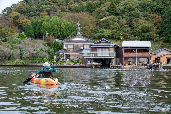 Guided Kayak Tour Unveiling the History of the Lake Suigetsuko