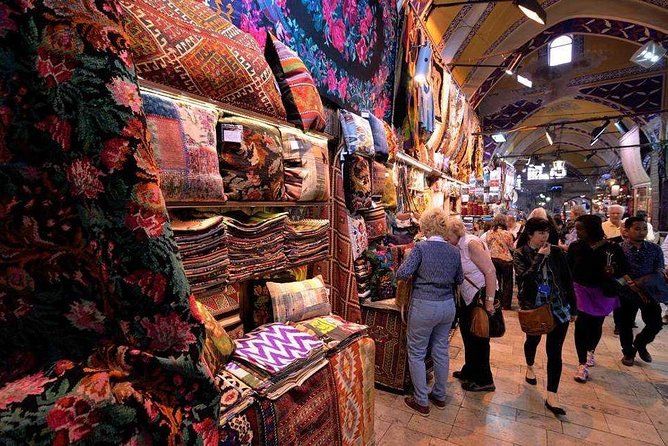 Hagia Sophia, Blue Mosque & Grand Bazaar Half-Day Tour of Istanbul