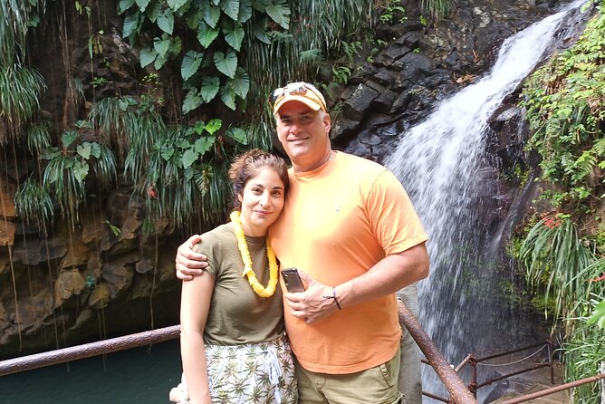 Half-Day Hawaiian Leis Chocolate Waterfalls Beach Tour