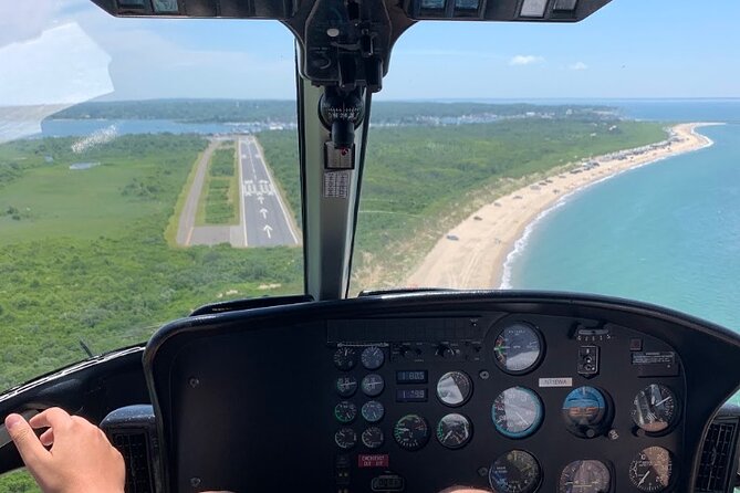 Hamptons Day Trip From Manhattan by Helicopter
