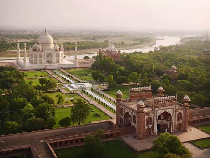 Heart of Agra: Taj Mahal, Local Home Visit, and More