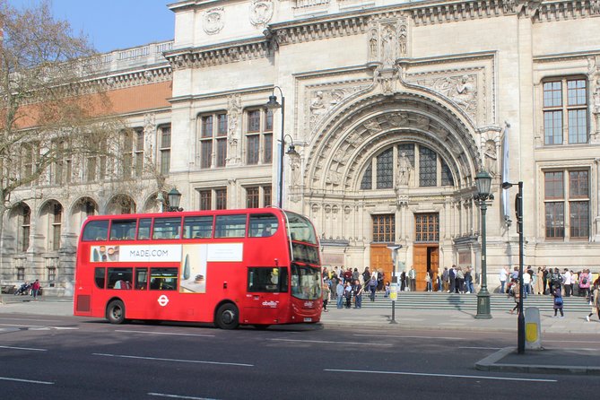 Heathrow Airport to Kensington and Earls Court Private One Way Transfer