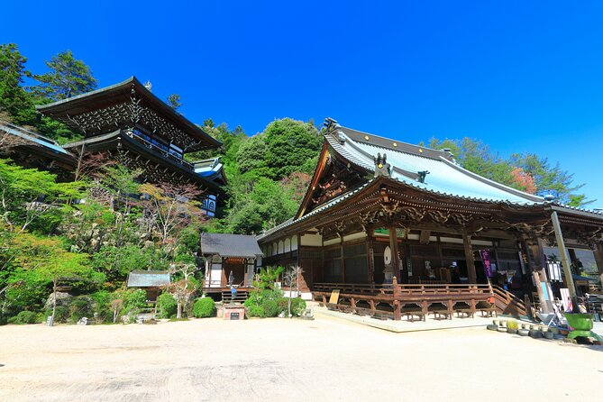 Hiroshima Guide Take You to Two World Heritage Sites in Hiroshima