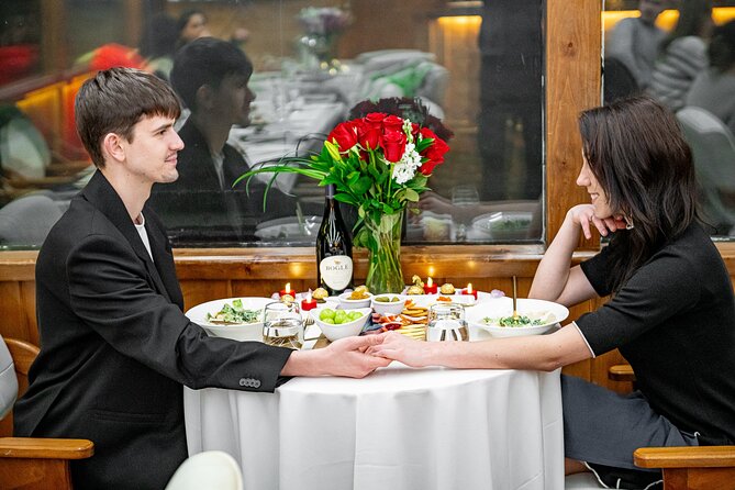 Hudson River Love: Valentines Dinner Cruises in NYC