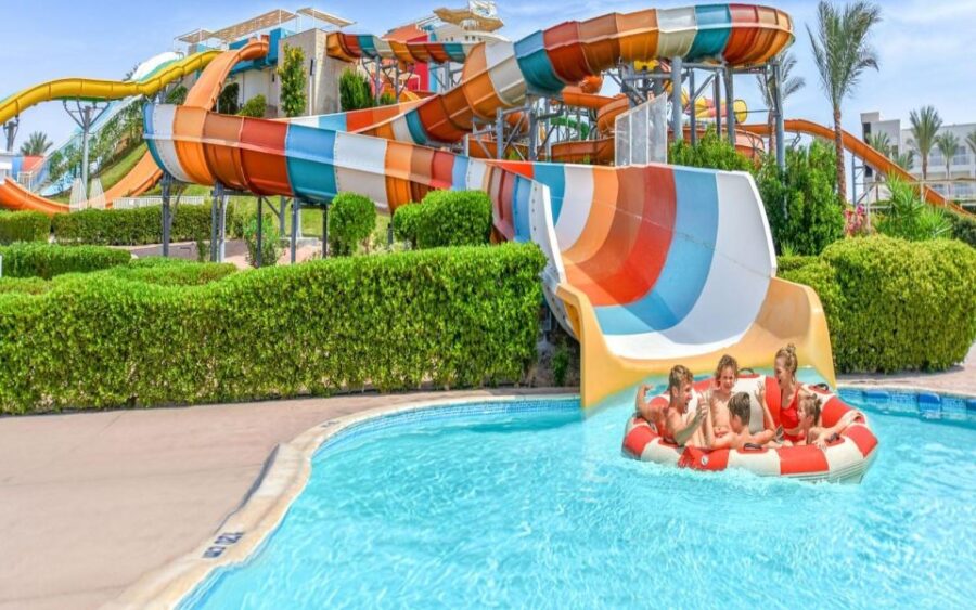 Hurghada: Makadi Water World With Lunch, Drinks & Transfers