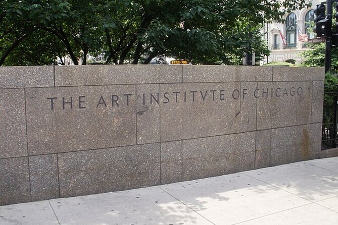 Interactive Mystery Scavenger Hunt in Chicago