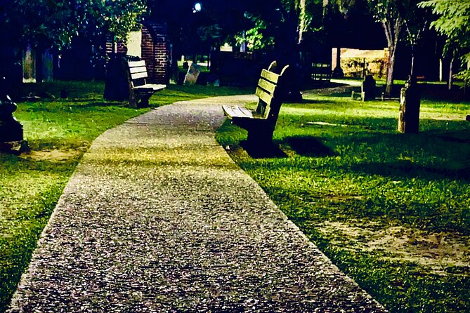 Interactive Paranormal Ghost Walking Tour in Savannah Georgia