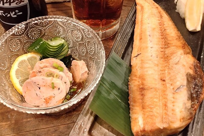 Izakaya Hopping Night Tour in Nostalgic Area