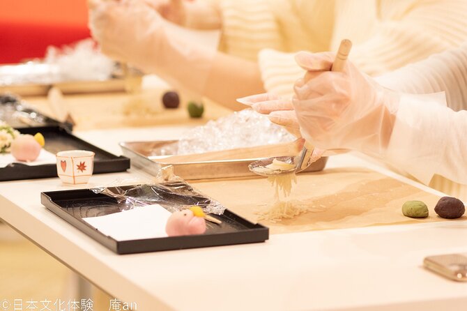 Japanese Traditional Sweets Making - What Are Japanese Traditional Sweets?