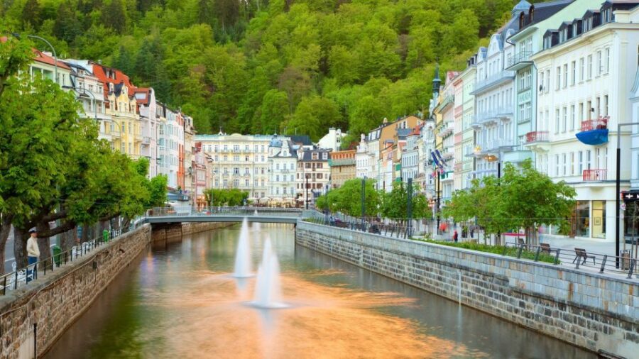 Karlovy Vary Private Tour: a Day Trip From Prague