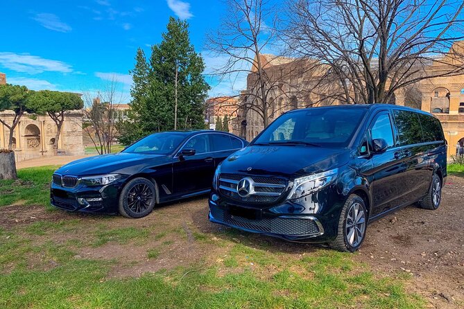 Keflavik Airport (KEF) to Hveragerdi – Round-Trip Private Transfer