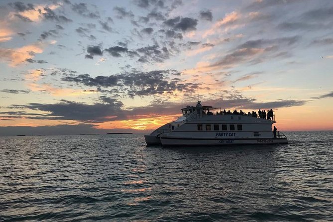 Key West Sunset Cruise: Dinner, Live Music & Drinks Included