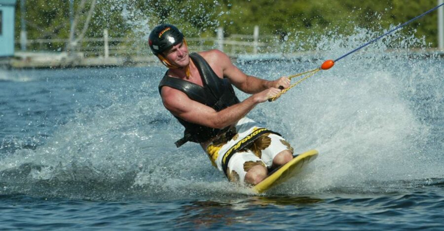 Knee Boarding in Mount Lavinia