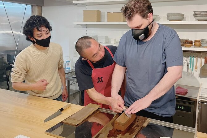Knife Workshop With a Master Cutler - Meet the Master Cutler