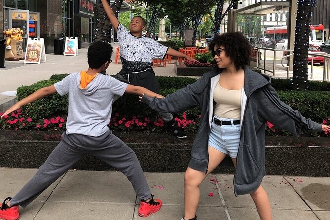 Knoxville City Scavenger Hunt Excursion by Wacky Walks