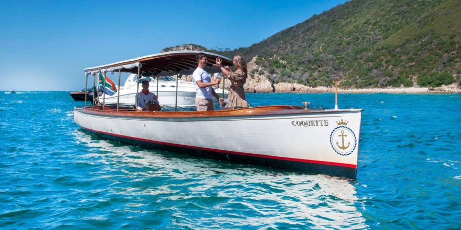 Knysna: Sightseeing Cruise on Coquette