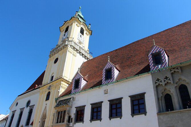 Komárno’s Romantic Secrets: Scenic Walking Tour Highlights