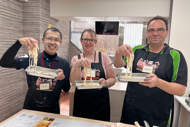 Kyoto: Japanese Udon and Sushi Cooking Class