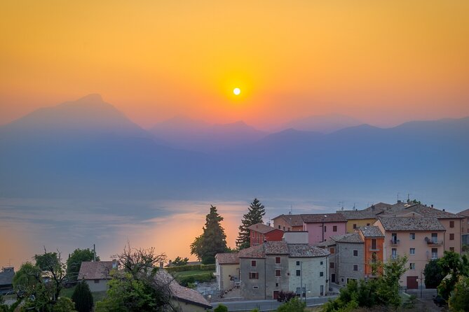 Lago Di Garda and Sirmione Private Tour From Verona