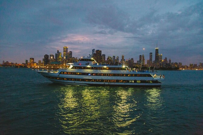 Lake Michigan 21+ July Fireworks Cruise Review