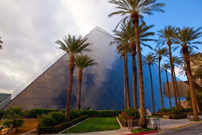 Las Vegas Night Tour in Spanish Review