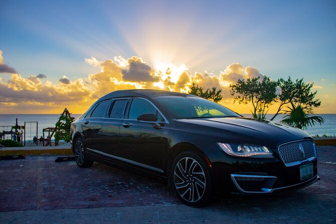 Lincoln Stretch Limo From Akumal to Cancun Airport