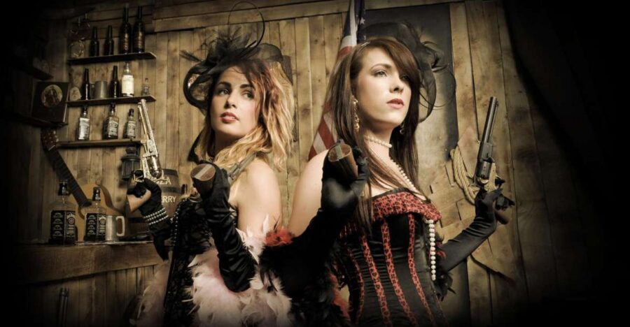 London, Camden: Old Time Eras Dress Up and Photo Shoot