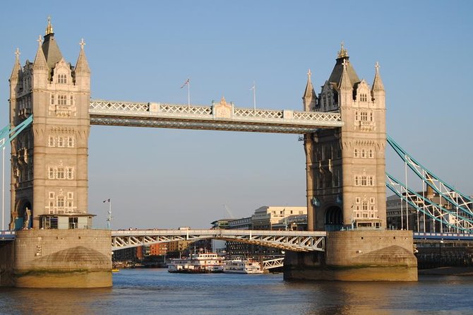 London Christmas Private Guided Tour - Pricing and Availability