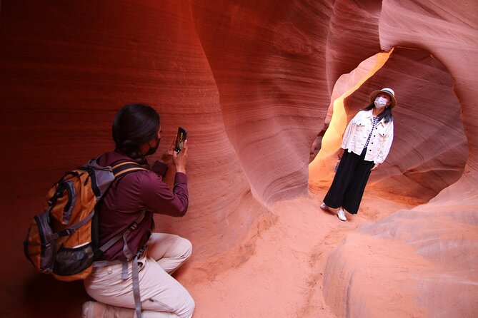 Lower Antelope Canyon Hiking Tour - Experience Highlights