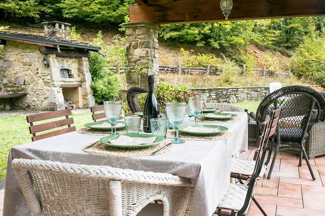 Lunch or Dinner and Cooking Demo at a Local Home in Pienza