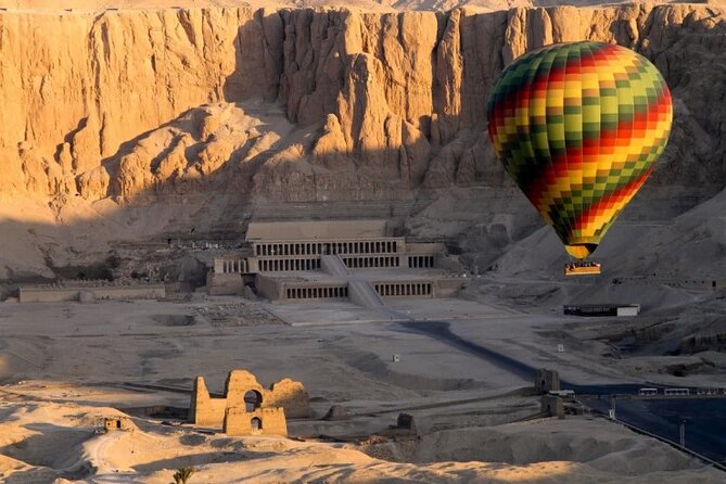 Luxor Overnight With Hot Air Balloon From Hurghada