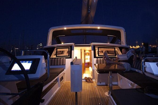 Luxury Diamond Head Sunset Sail Review