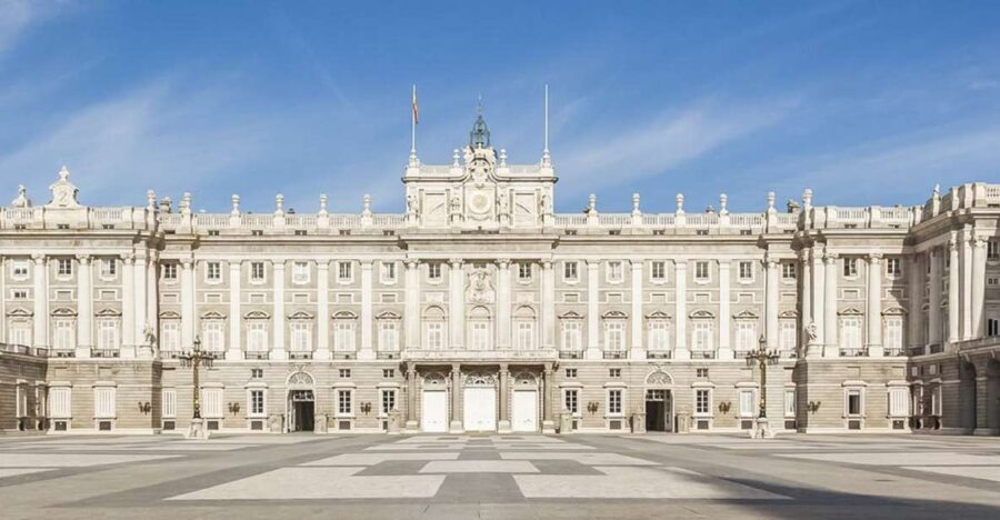 Madrid: Royal Palace Fast-Access Admission Ticket