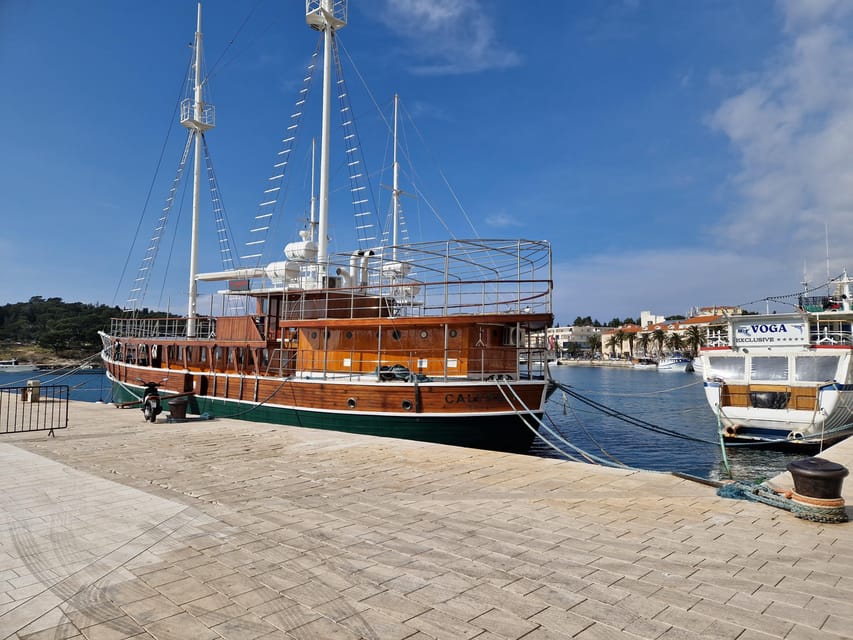 Makarska Riviera: Zadar Airport Premium Transfer Service