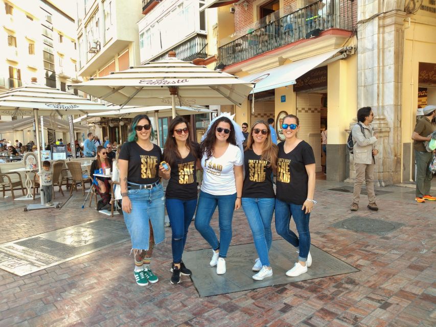 Málaga: Private Sightseeing Treasure Hunt