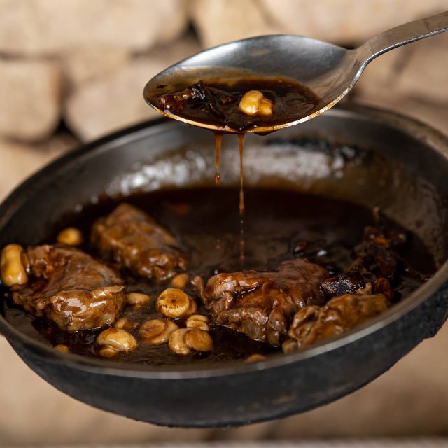 Malta: Folklore Dinner Show at a Traditional Restaurant