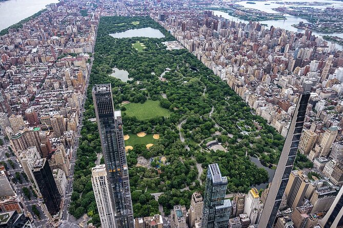 Manhattan Helicopter Tour From Westchester (Shared)