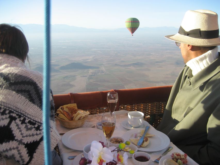 Marrakech: Royal Flight Gourmet Flight Experience