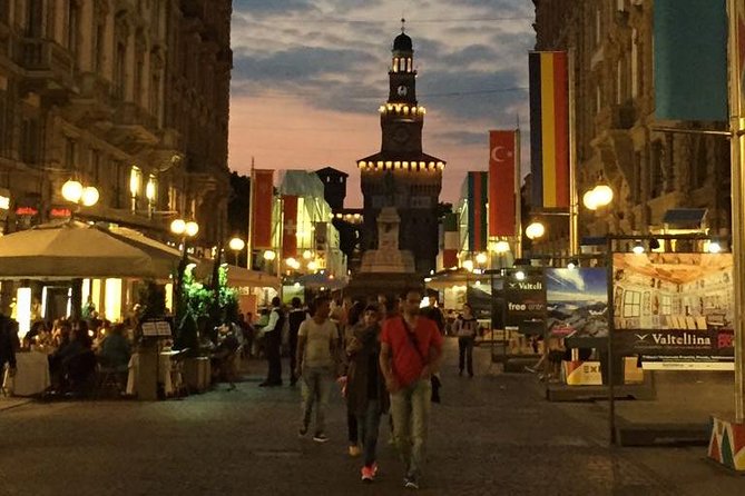 Milan City Tour by Historic Tram – Small Group Tour