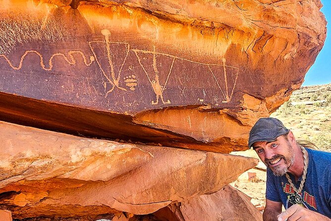 Moab Private Petroglyph Scenic Tour