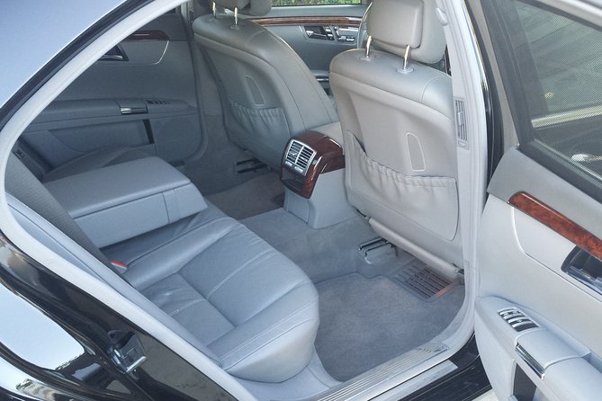 Monarch Limo