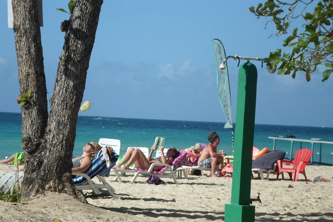 Montego Bay Pub Crawl To Negril and Ricks Cafe - Whats Included in the Tour