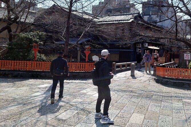 Morning E-bike Tour of Fushimi-Inari, Gion, Nanzen-ji, Kamo River - Exploring Fushimi-Inari Shrine