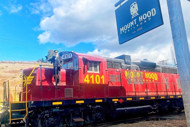 Multnomah Falls, Hood River Excursion Train Ride & Wine Tour