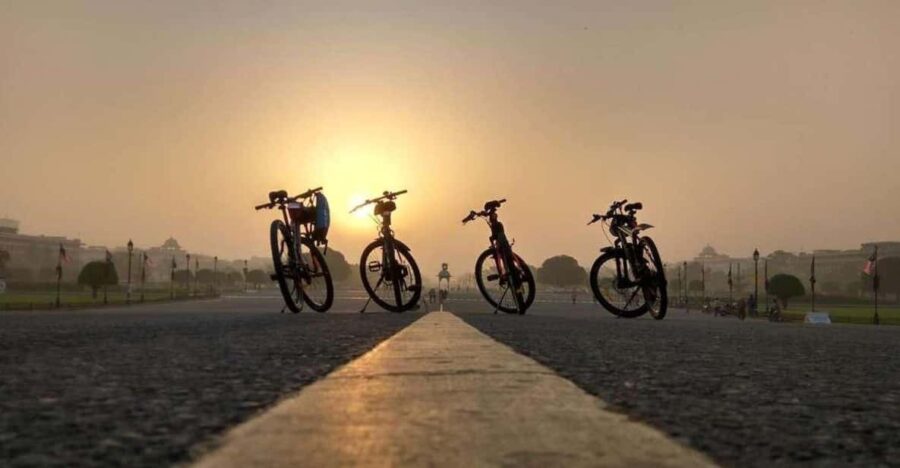 New Delhi – Mid Night Trails