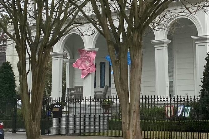 New Orleans Small Group Garden District History and Architecture Tour