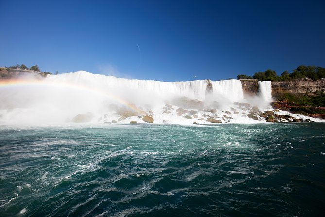 Niagara Falls, Toronto & 1000 Islands, 3 Day Tour From NYC