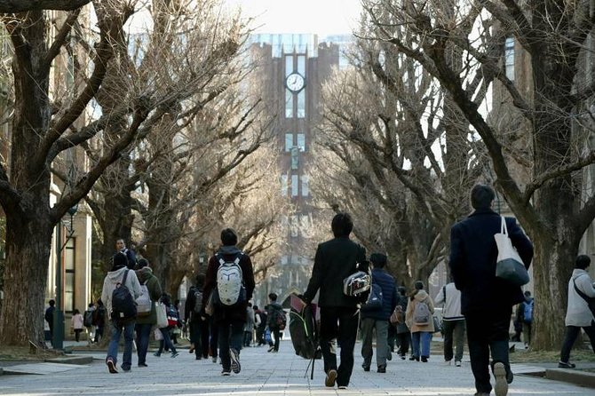 Off the Beaten Path Special in Tokyo by Walking - Meeting and Pickup