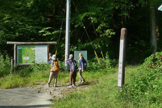 Old Nakasendo Trekking From Karuizawa-Beyond Sugahi Pass to Sakamoto Hotel-