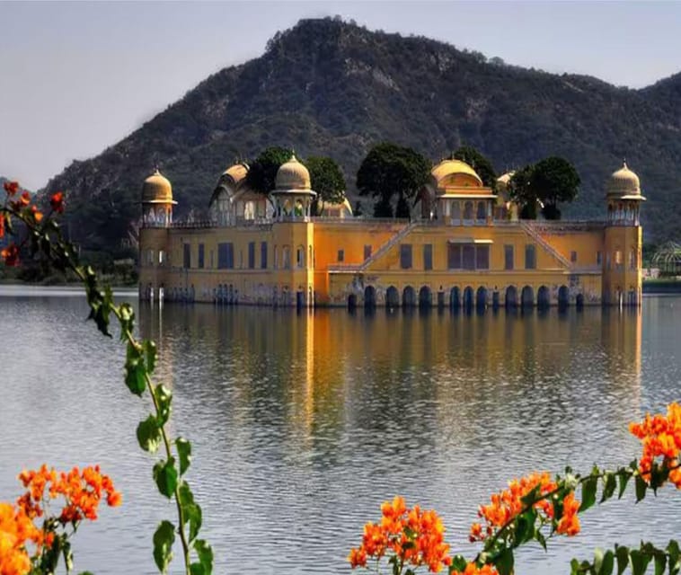 One-Day Jaipur Journey From Delhi
